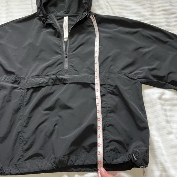 Aritzia Babaton Arrow Half-Zip Anorak Hooded Wind Breaker Jacket Black Medium - Picture 10 of 10
